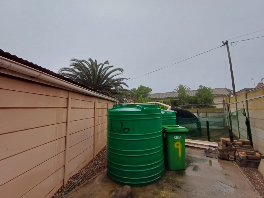 4 Bedroom Property for Sale in Vredenburg Western Cape
